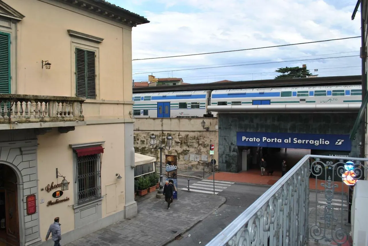 Palazzo Guasti Appartamento Guido Prato  Apartment Prato (Prato)